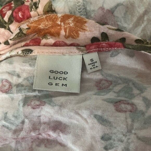 Good Luck Gem Women's Pink Floral Peplum Wrap Top Size Small - Picture 5 of 6